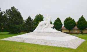 Read more about the article Führung durch den Soldatenfriedhof  Kultur und Genusswochen Mauthausen